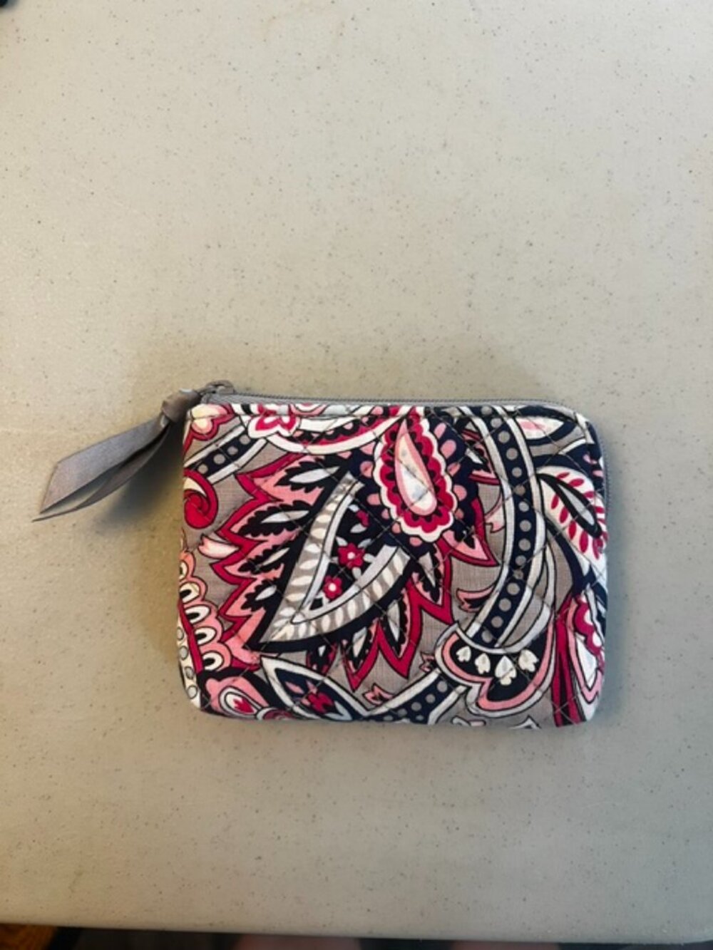 Vera Bradley Zip coin purse, Gray/Pink/Red floral. Pocket inside. Clean, Ex Con!